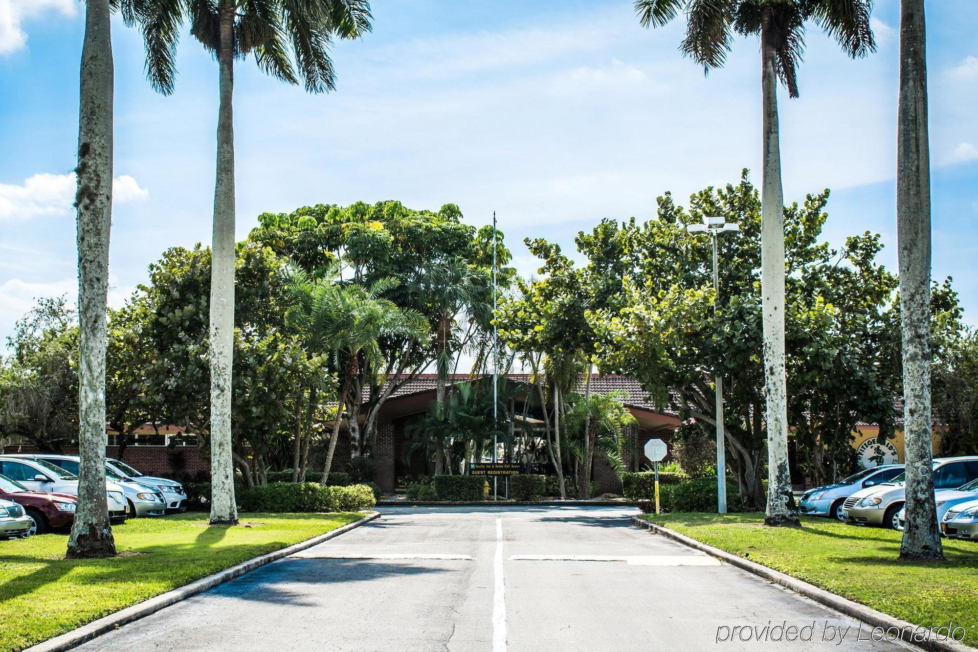 Quality Inn And Suites Golf Resort Golden Gate Eksteriør bilde