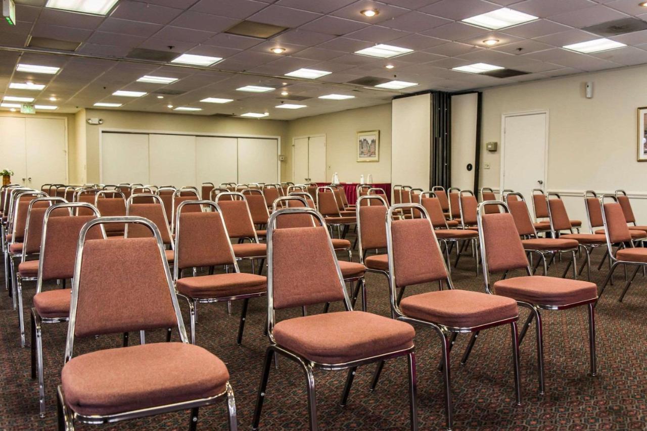 Quality Inn And Suites Golf Resort Golden Gate Eksteriør bilde